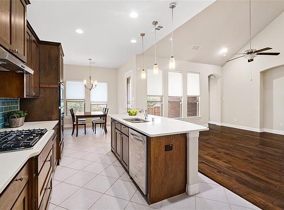 4th image of 6810 Saint Francis Ct