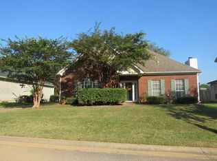 8664 Dover Dr, Leeds, AL 35094