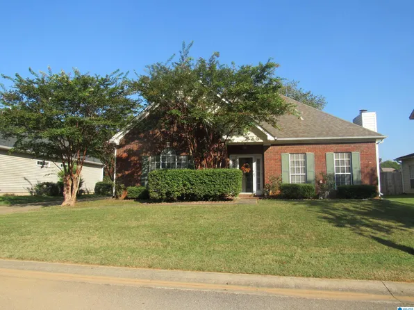 8664 Dover Dr, Leeds, AL 35094
