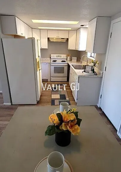 2909 Dawn Dr #4 — Photo 3