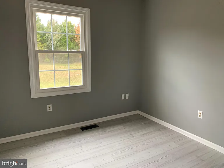 8262 Vernon St — Photo 15