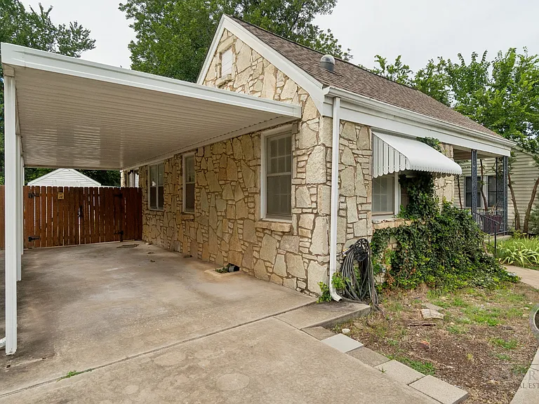 3613 NW Liberty St — Photo 15