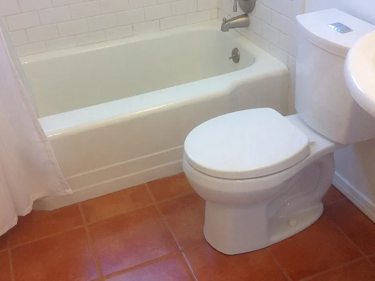 Eco water saver toilet