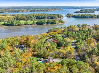 1 Pinefields Ln, Brunswick, ME 04011