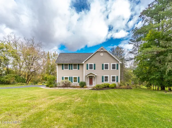 41 Lower Newtown Road, Waterford, NY 12188
