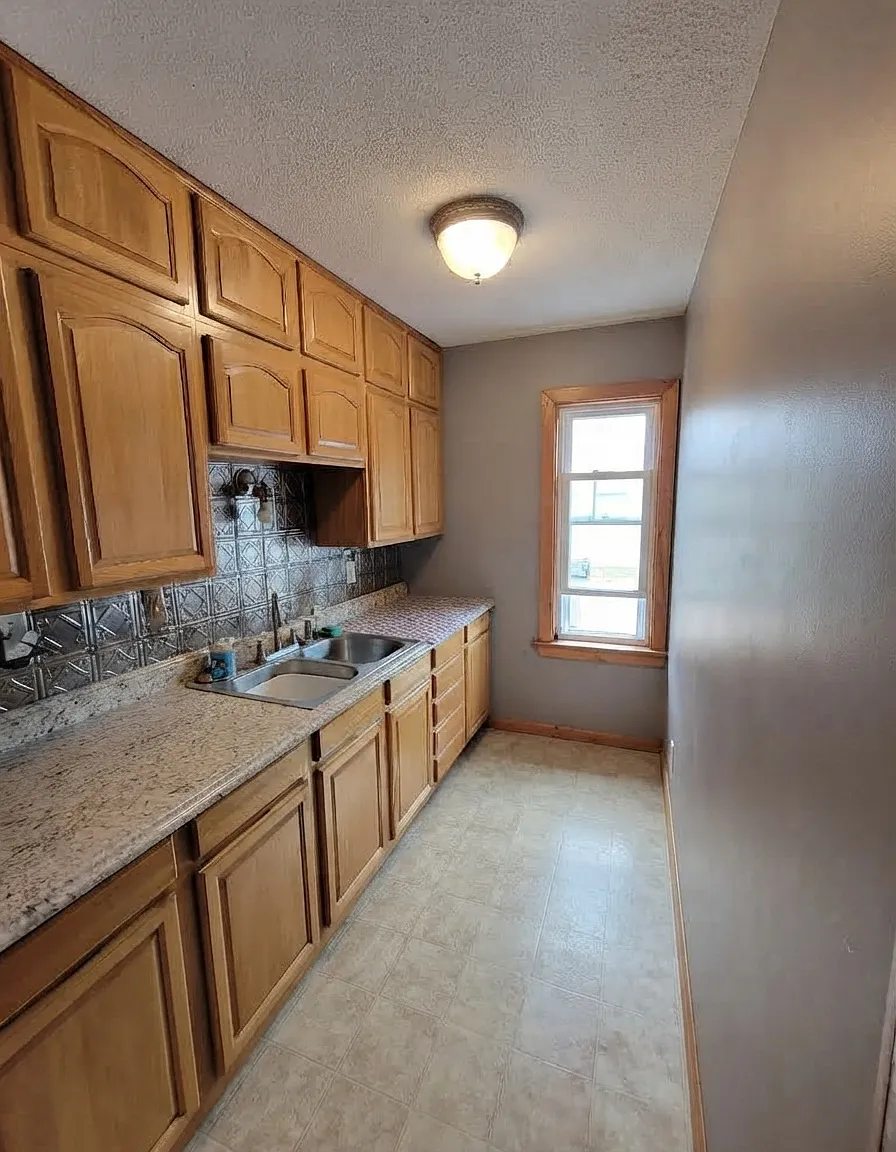 3 bed, 1380 sqft, $2,000 — Photo 3