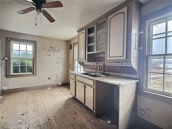 5th image of 6100 Groveland Station Rd