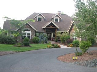 166 Tahoe Cir, Grants Pass, OR 97527