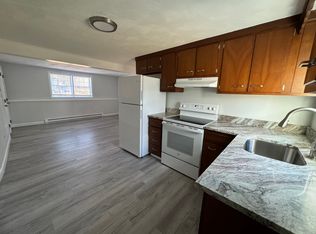 9 Newton St #1S, Westport, MA 02790