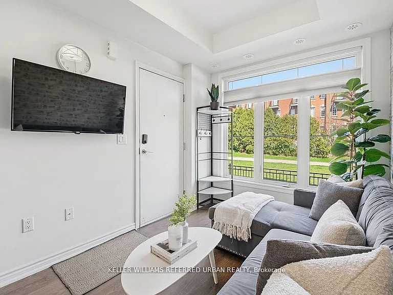 390 Hopewell Ave #241 — Photo 2
