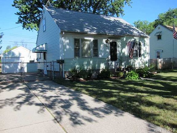 2nd image of 48 Saint Paul Ct