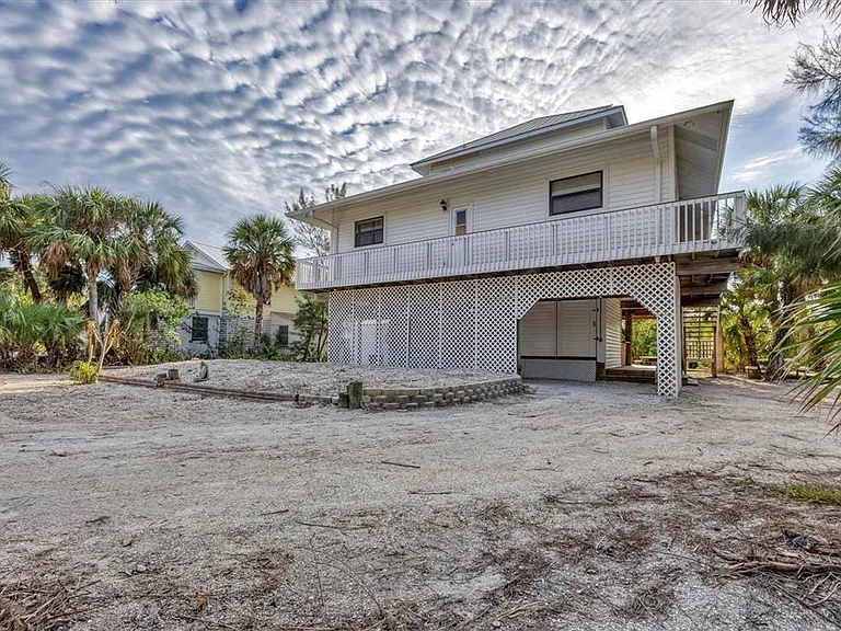 51 Palm Dr — Photo 5