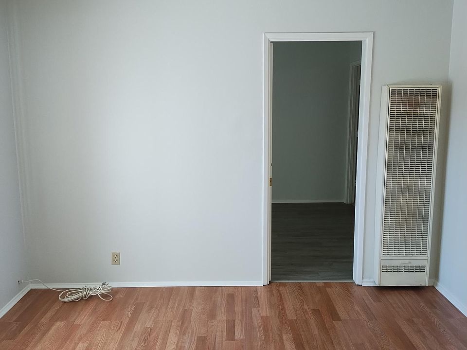 230 N Mayflower St APT 3, Hemet, CA 92544 Zillow