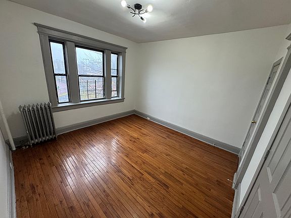 5th image of 66 N Grove St #6A