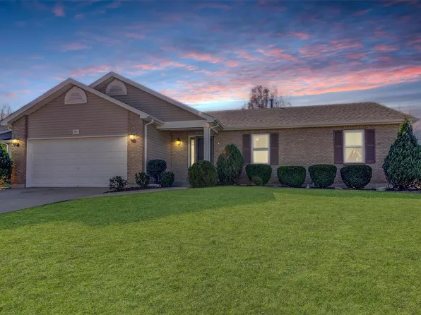 210 Ashford Oaks Dr, Wentzville, MO 63385