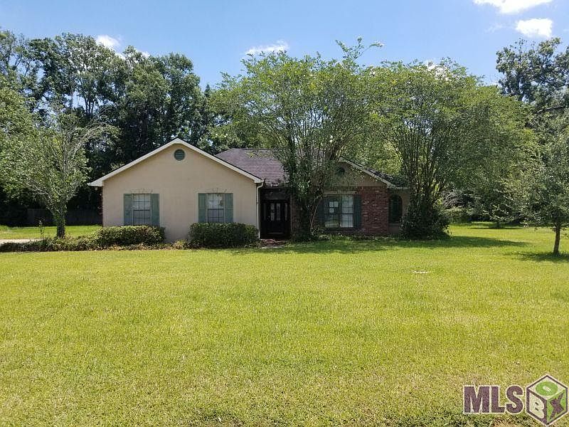 1st image of 17190 Meadow View Dr