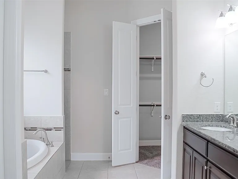 184 Fort Cobb Way — Photo 18