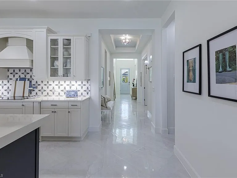 8963 Gustavia Ct — Photo 17