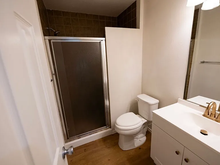 4172 Backus Ave — Photo 17
