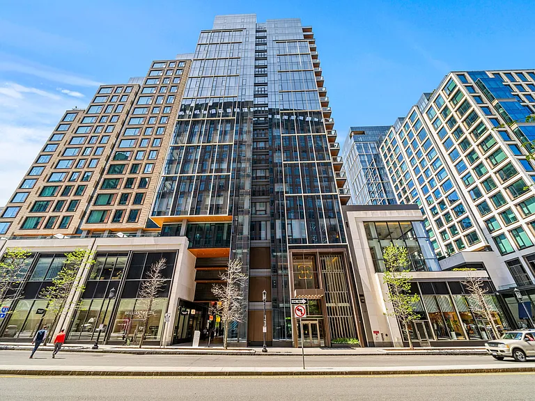 135 Seaport Blvd #705 — Photo 44