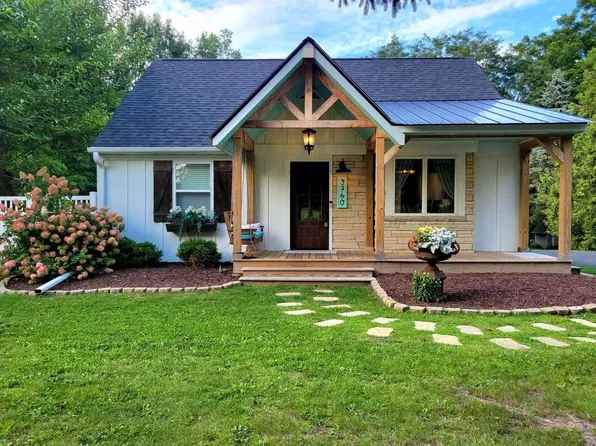 3760 Hubertus ROAD, Hubertus, WI 53033