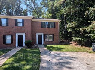 774 Yorkshire Ln, Lawrenceville, GA 30044