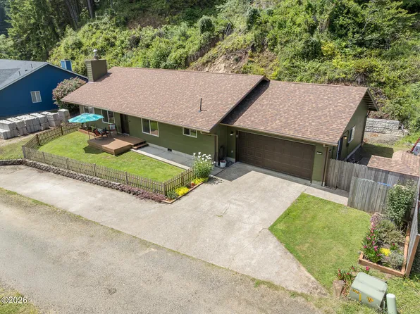 2535 NE Big Creek Rd, Newport, OR 97365