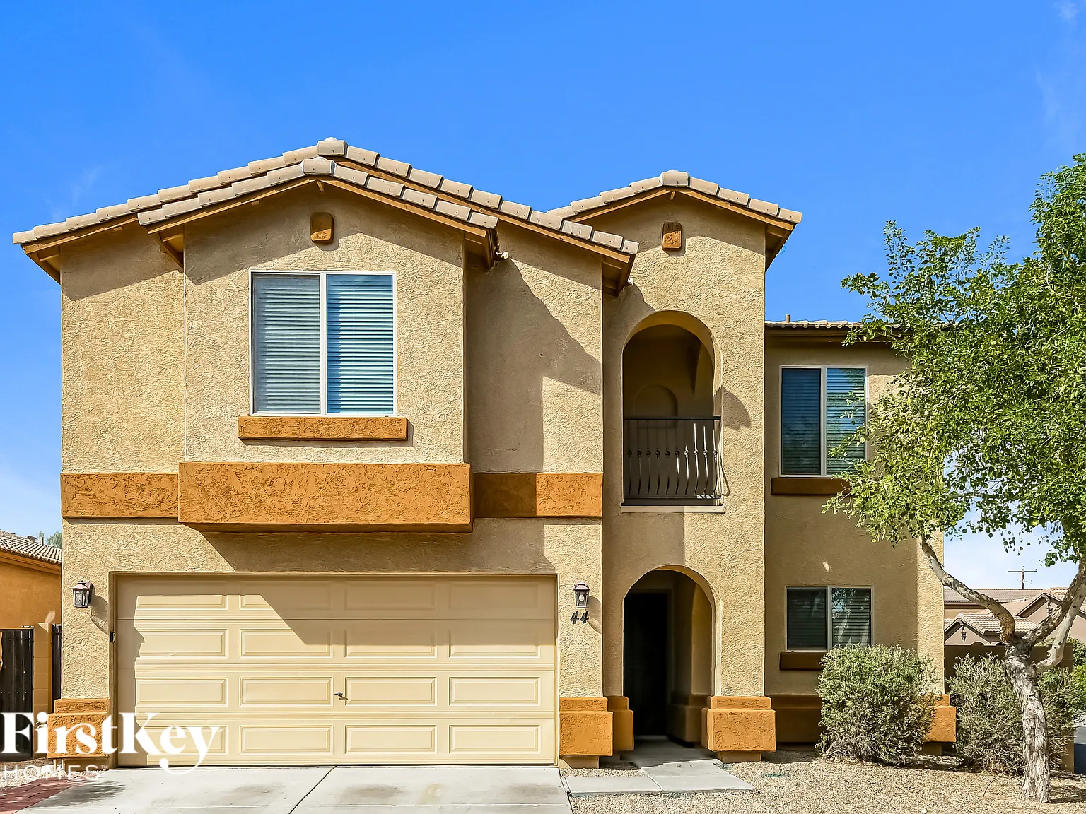 4 bed, 2.5 bath, 2010 sqft, $2,575 — Photo 1