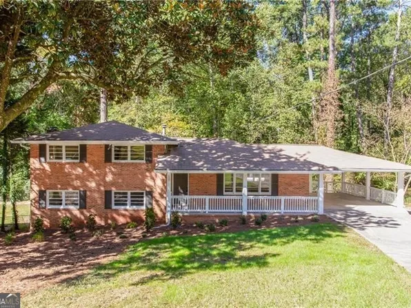 504 Milligan Dr, Stone Mountain, GA 30083