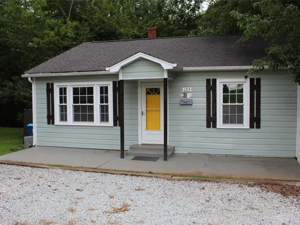 133 Mulberry St, Forest City, NC 28043
