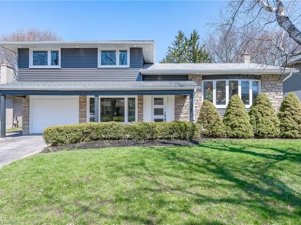 34 Bradley Dr, Kitchener, ON N2A 1K4