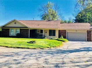 9285 Huggin Hollow Rd, Martinsville, IN 46151