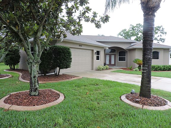 3rd image of 5951 Shady Creek Ln