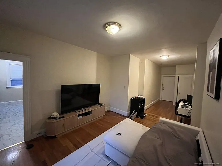 1138 River St #2 — Photo 7