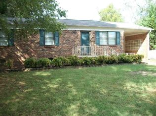 916 Clearview St SW, Decatur, AL 35601