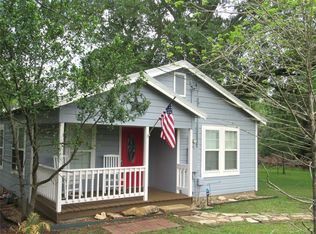1013 Prairie Lea St, Brenham, TX 77833