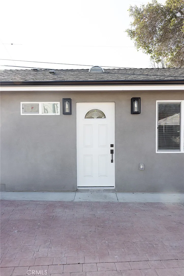2 bed, 861 sqft, $2,800 — Photo 1