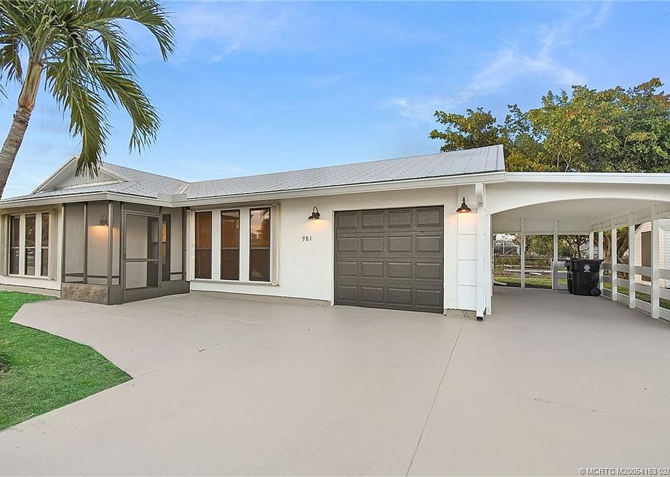 1st image of 981 SW Bay State Rd