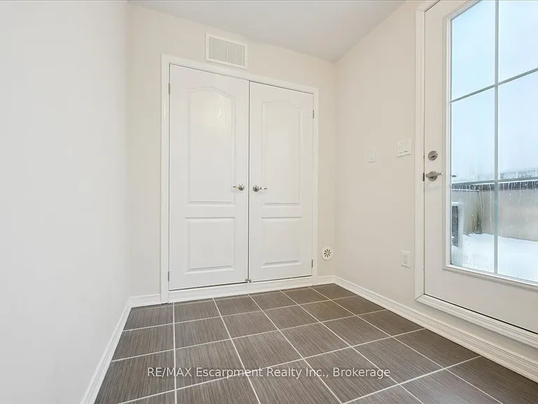 2441 Greenwich Dr #64 — Photo 39