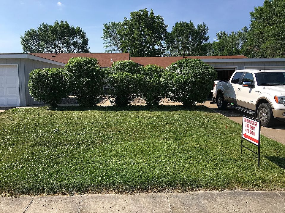 1st image of 1824 NW Pine Rd
