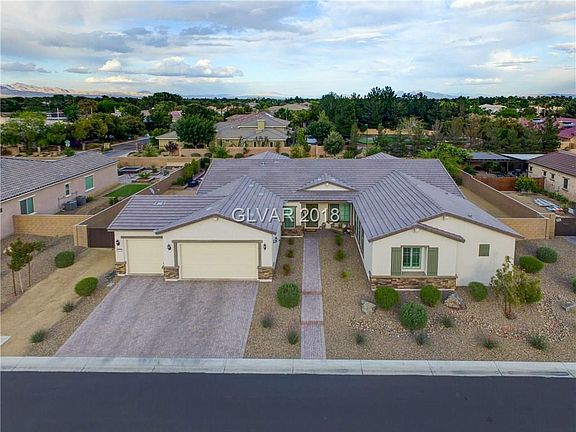 2nd image of 4642 Heartstone Cir