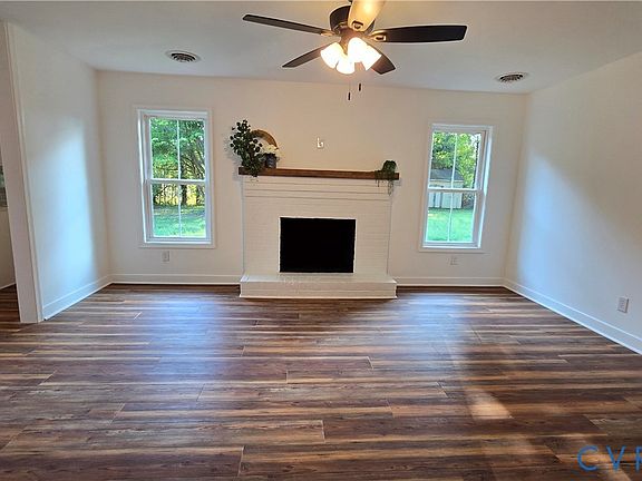 3rd image of 7377 Colts Neck Rd