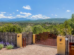 1067 Bishops Lodge Rd, Santa Fe, NM 87501