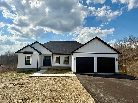 2nd image of 260 Cold Springs Dr