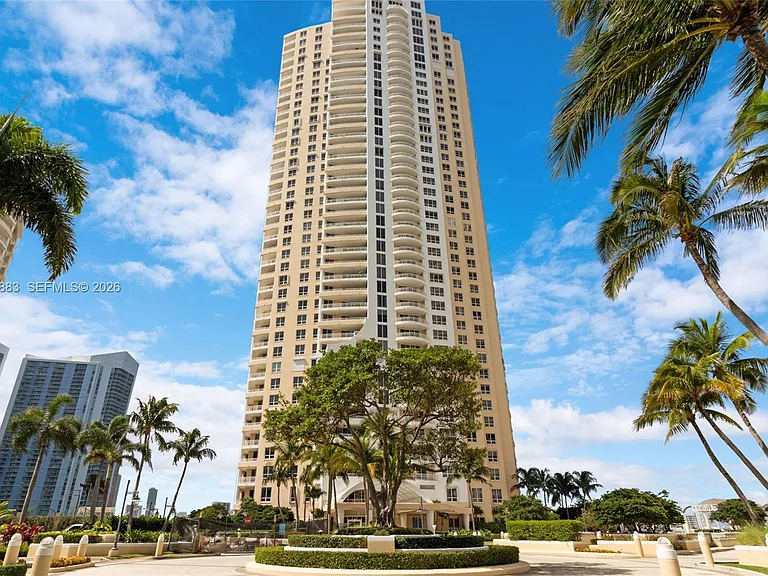 848 Brickell Key Dr #3905 — Photo 47
