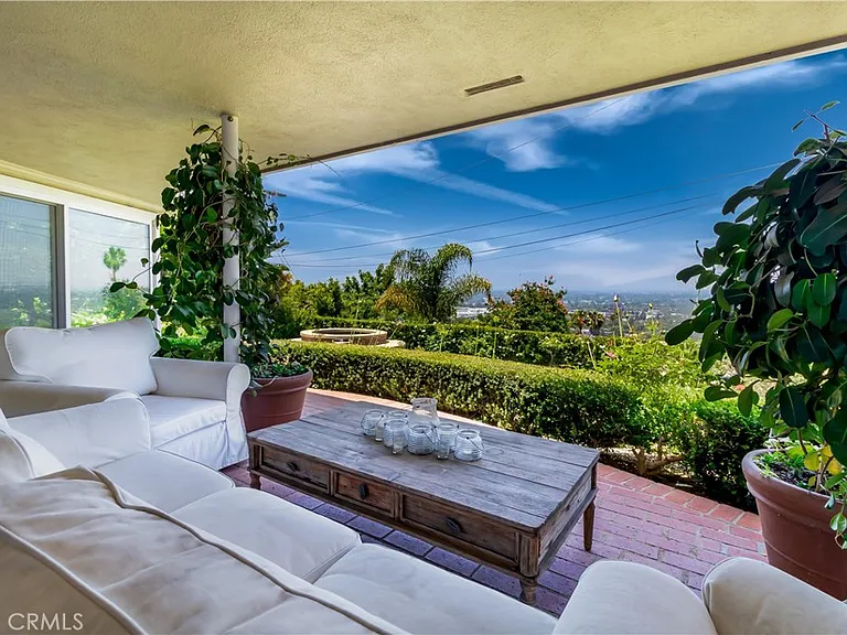 3546 Berry Dr — Photo 33