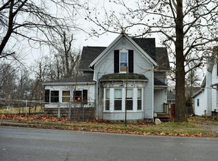 118 E Knight St, Eaton Rapids, MI 48827