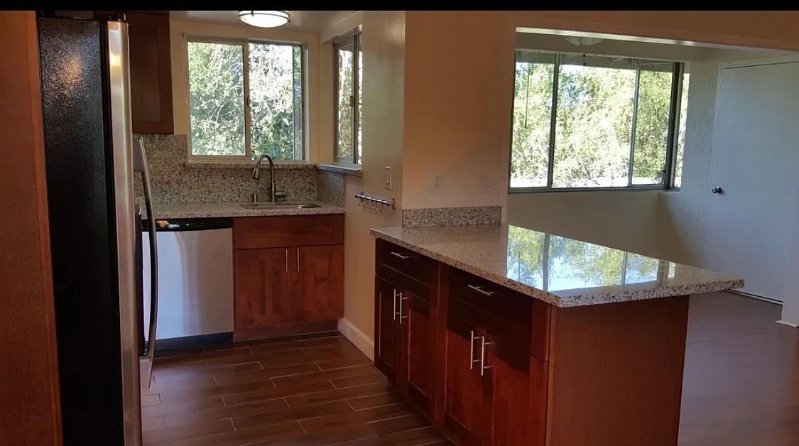 1 bed, 816 sqft, $2,600 — Photo 3