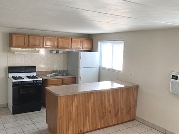 5th image of 5470 S Archer Ave APT 3B