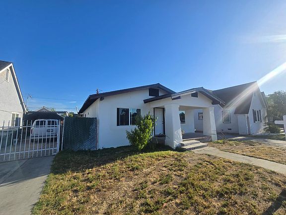 2nd image of 4685 E Tulare St